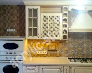 Фото Угловая столешница для кухни в частном доме