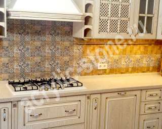 Фото Угловая столешница для кухни в частном доме