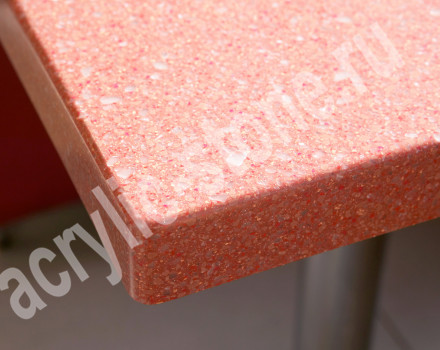 Квадратный стол на две персоны: фото