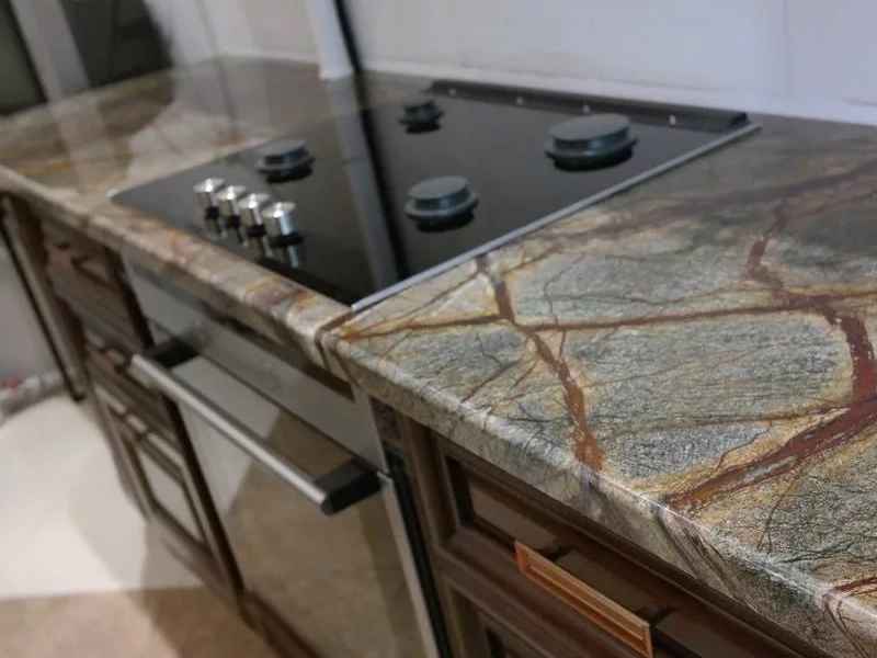 Столешница с прямой кромкой: фото