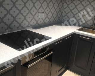 Фото Кухонная столешница из искусственного камня GRANDEX