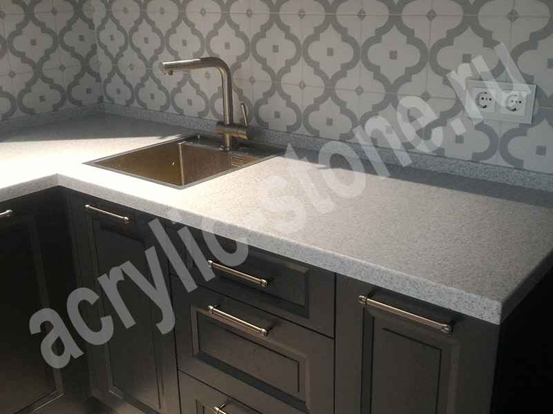 Кухонная столешница из искусственного камня GRANDEX: фото