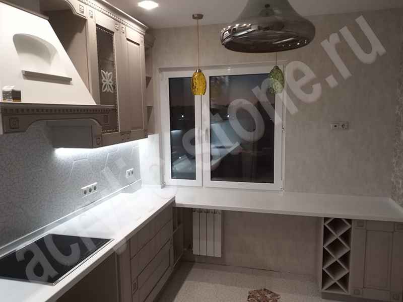 Двух-уровневая столешница  из искусственного камня GRANDEX  керамической мойкой (подклейка) : фото