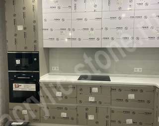 Фото Угловая столешница  из искусственного камня Grandex с мойкой керамической