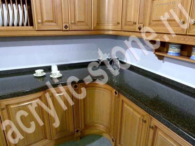Нестандартная кухонная столешница на заказ из камня CORIAN: фото